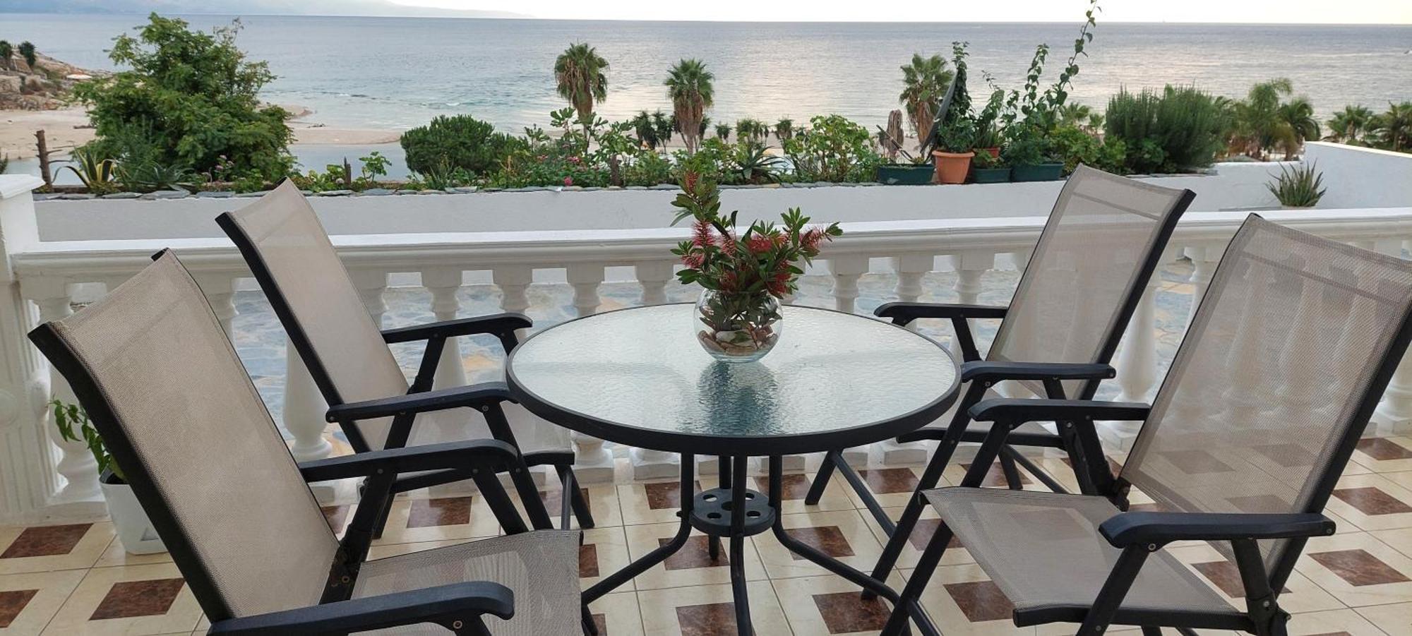 Apartment Tinka in Saranda Bagian luar foto